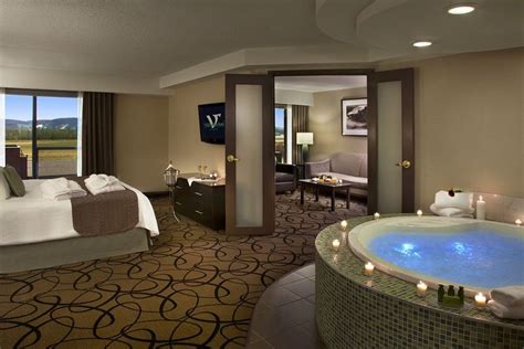 jacuzzi suites near me|The world's best hotels with jacuzzis .